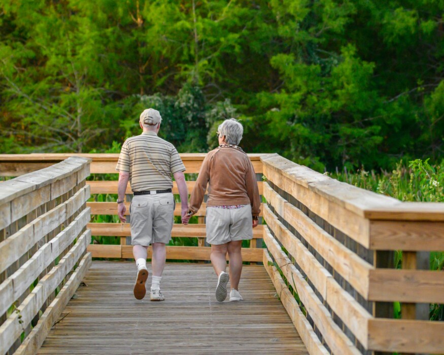 How to Help Seniors Cope with Separation Anxiety