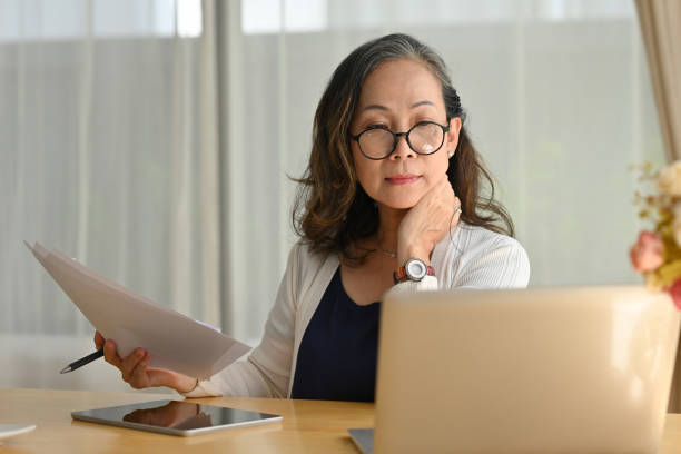 Investing During Retirement: Risks and Advantages
