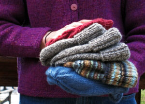 Learning to Knit the Easy Way for Beginners