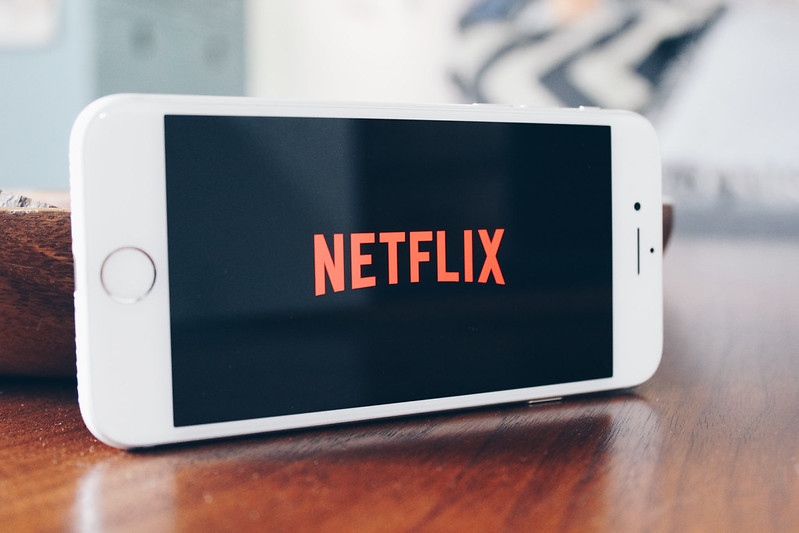 A Senior’s Guide to Netflix, Hulu, and Other Streaming Platforms