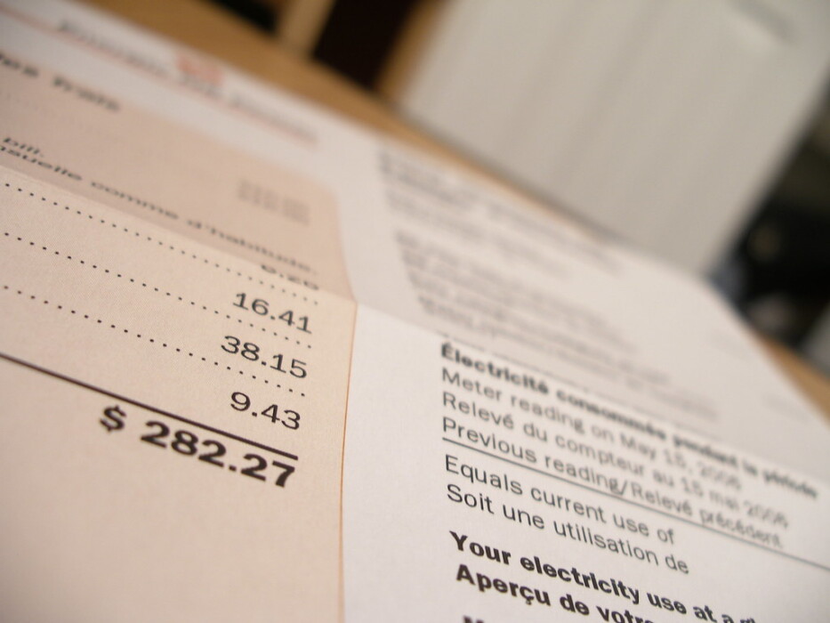 Simple Ways to Lower Your Power Bill