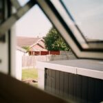 The Art of Knowing Your Neighbours