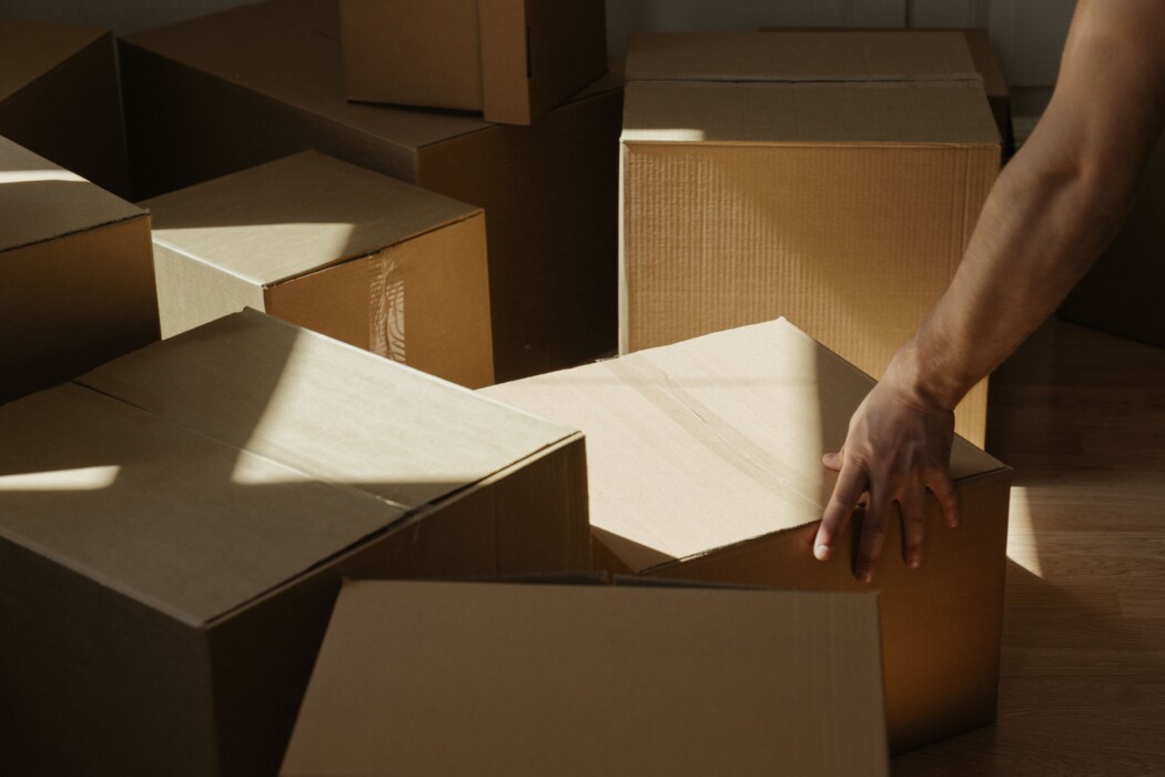 What to Keep, Sell, or Donate When Moving to a Smaller Home