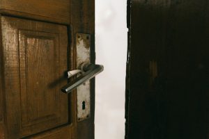Easy Fixes Seniors Can Do Without Climbing a Ladder