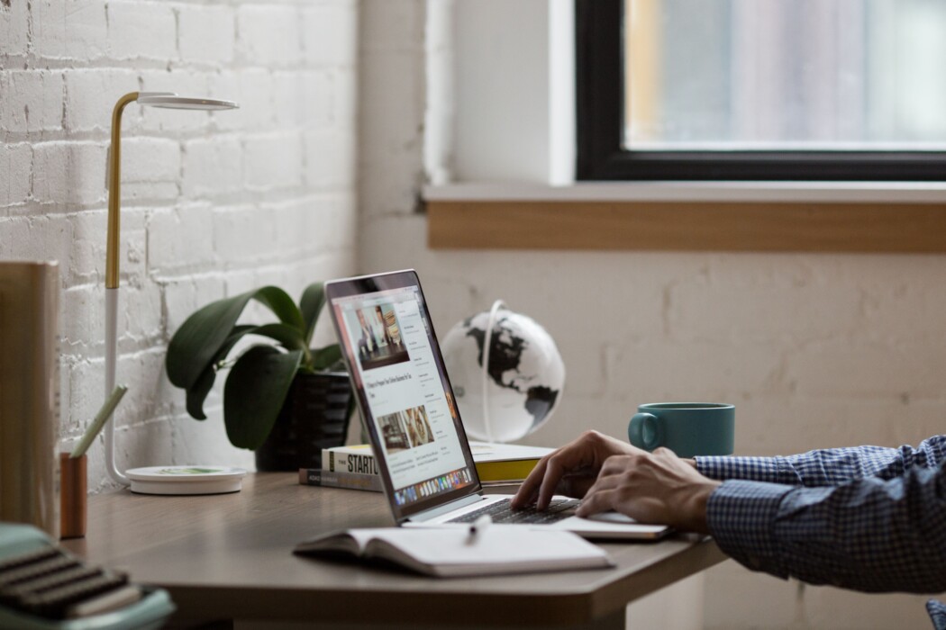Free Tools That Make Blogging Easier for Seniors