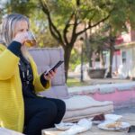 How to Make Your Smartphone Easier to Read