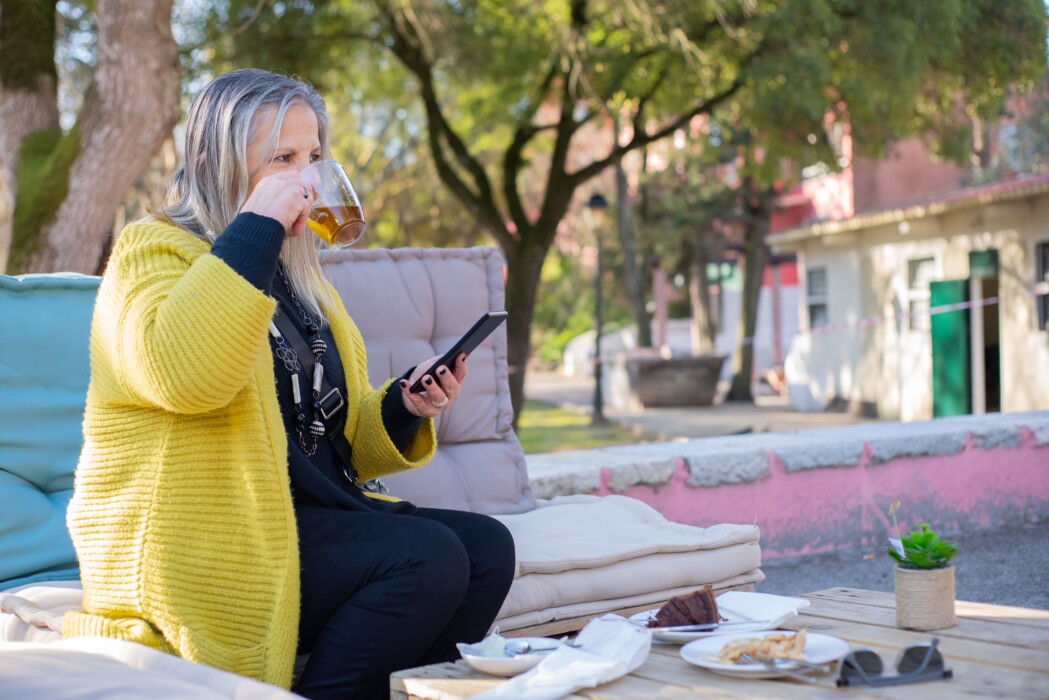 How to Make Your Smartphone Easier to Read