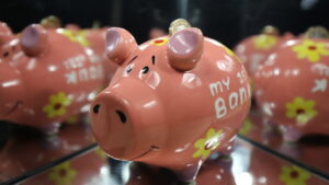 Simple Money-Saving Habits You Can Start Today
