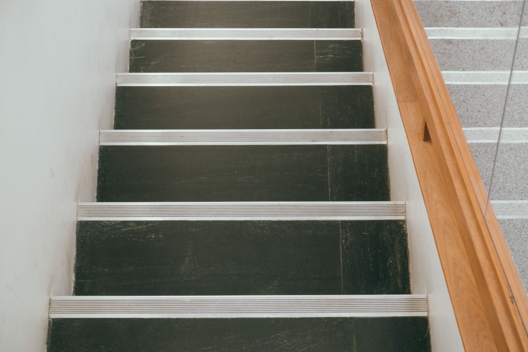 Stair Safety 101: Handrails, Lifts, and Smart Alternatives