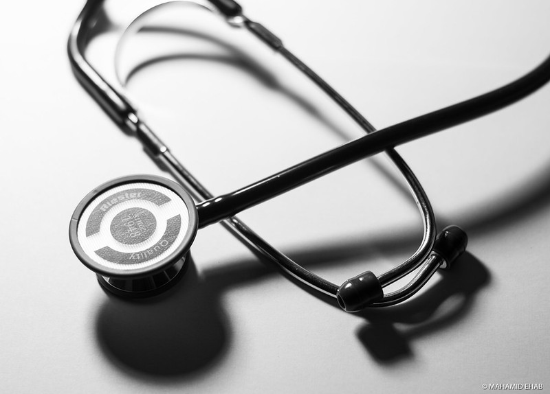 Talking to AI About Symptoms: What It Can (and Can’t) Tell You