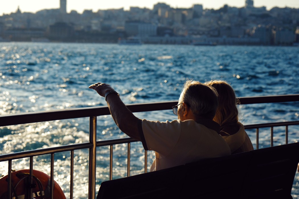 Bucket List Ideas for Retirees Who Love Adventure