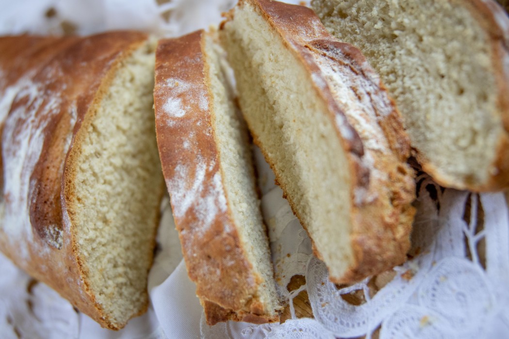 How to Keep White Bread Fresh Longer
