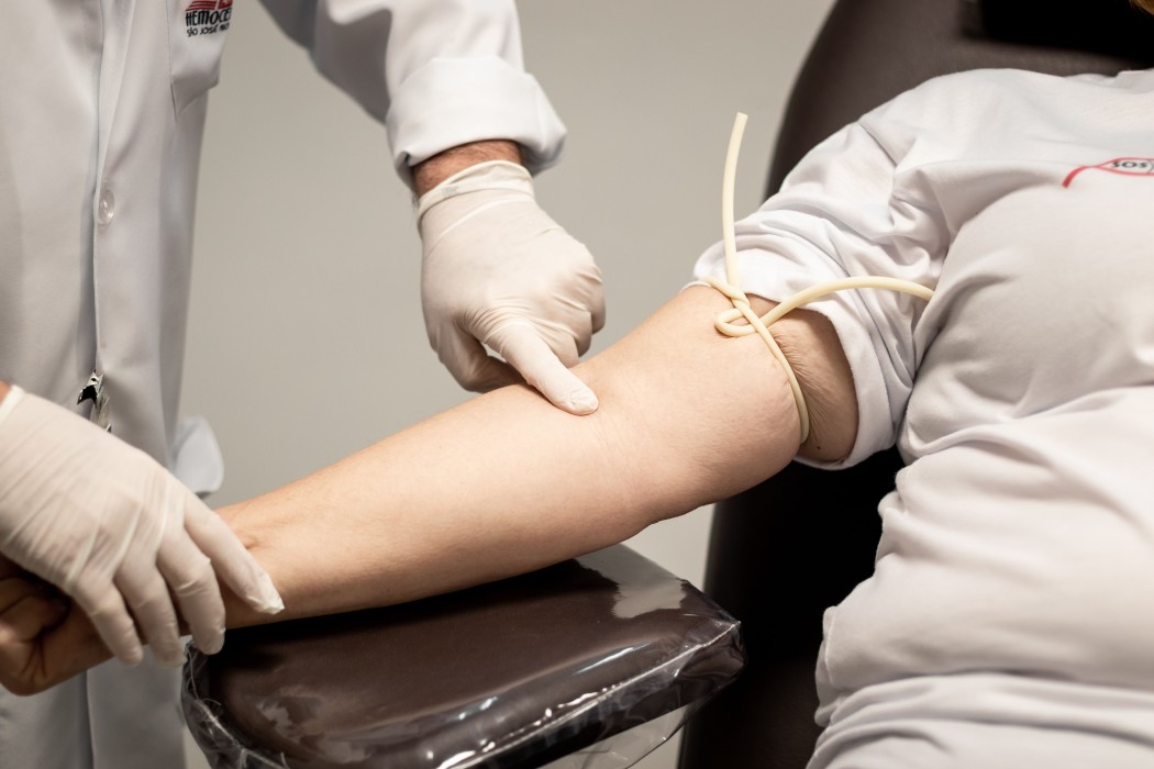 What Seniors Should Know About Medications and Blood Donation